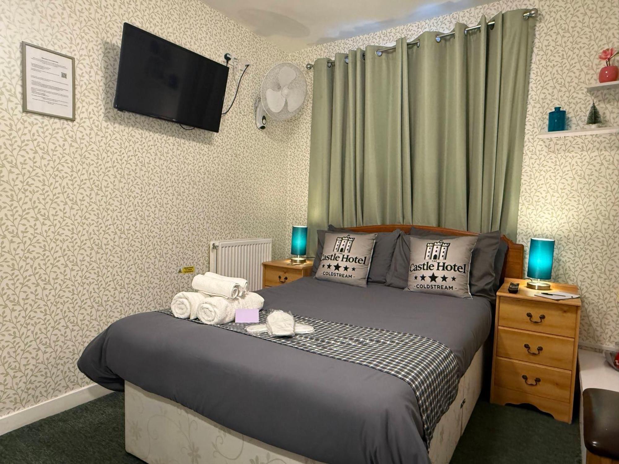 Self Check In Room Accommodation Only The Castle, Coldstream Exterior foto