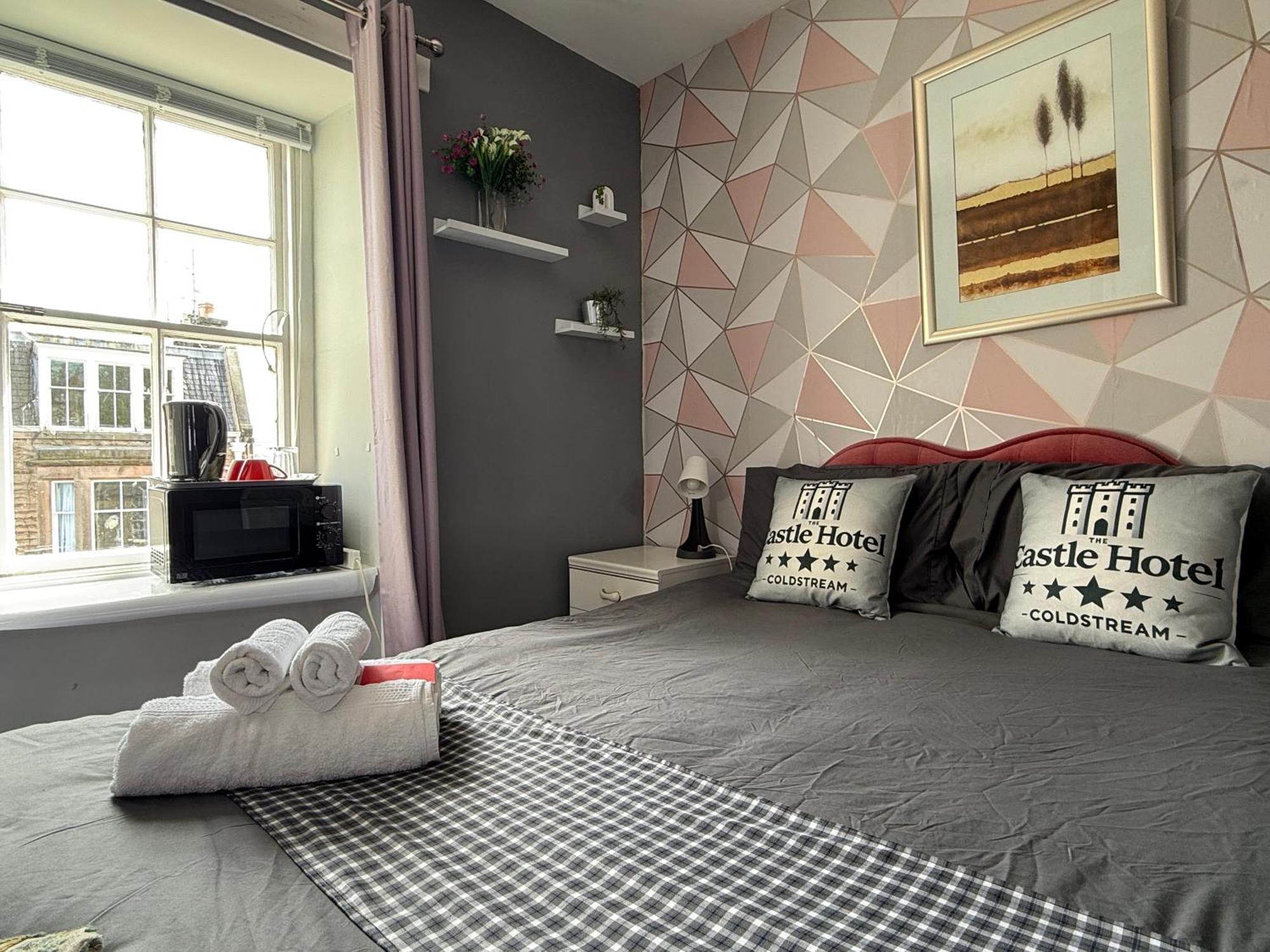Self Check In Room Accommodation Only The Castle, Coldstream Exterior foto